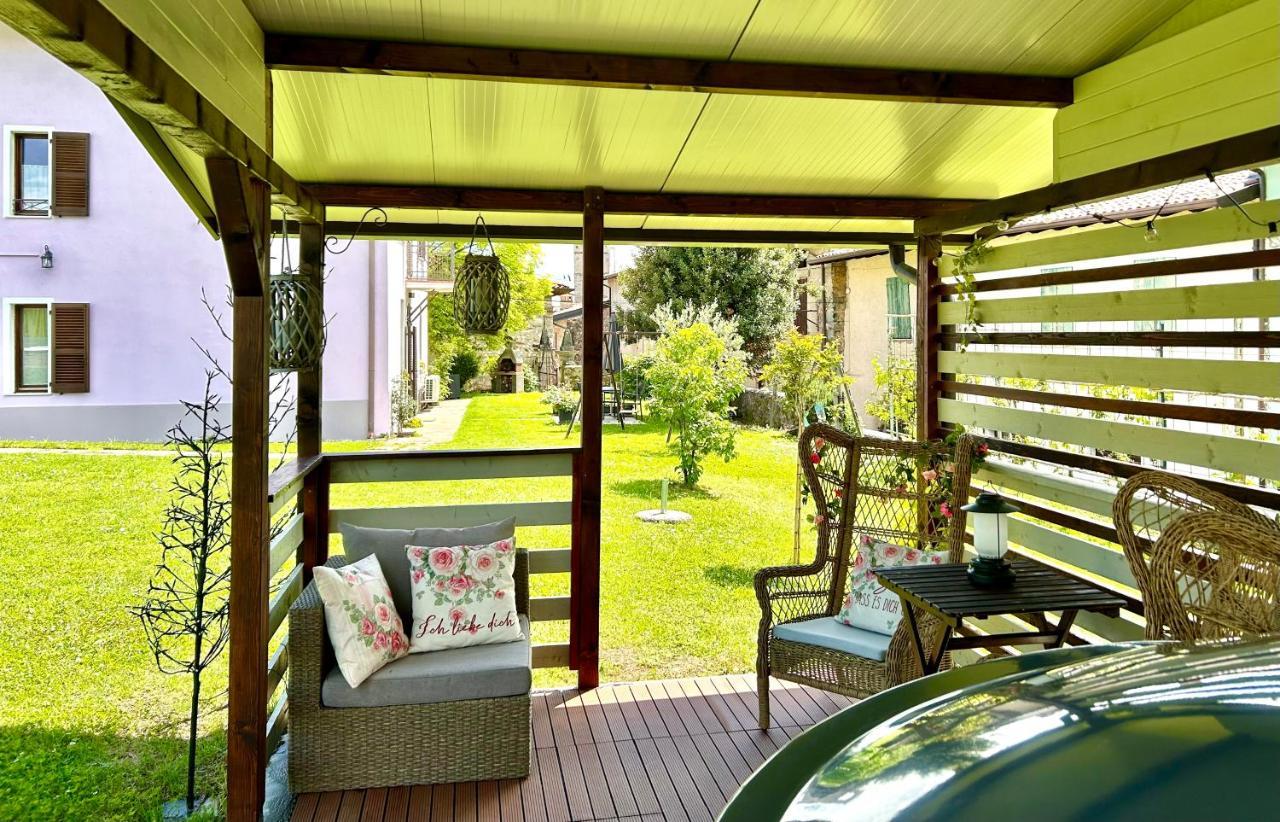 La Casa Di Campagna Sul Garda Puegnago Exterior foto
